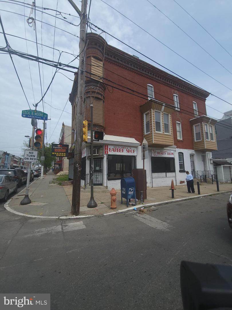 1701 29TH Street - Photo 1