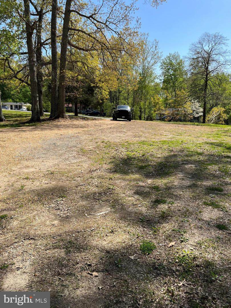 423 Smith Street - Photo 1