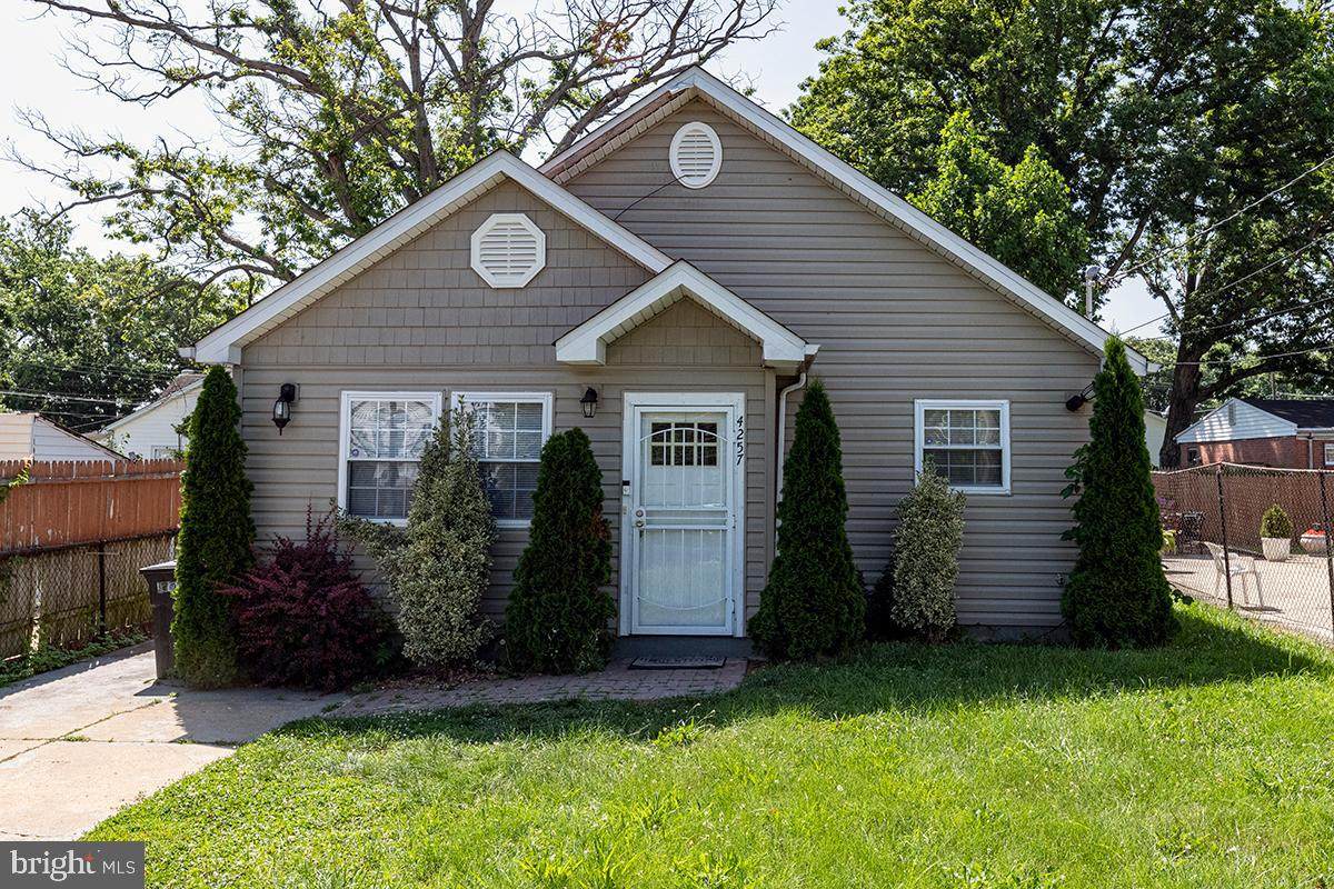 4257 Southern Avenue - Photo 1