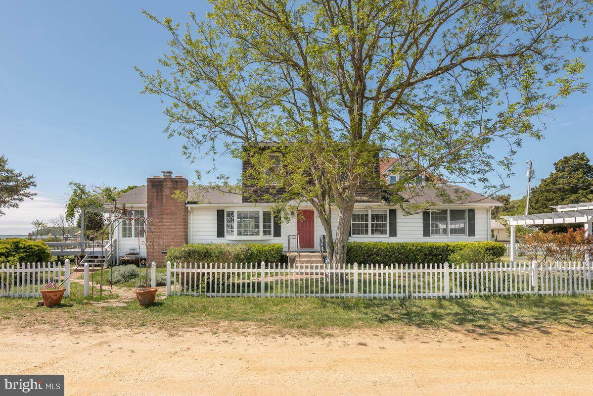 11029 Holly Drive - Photo 1