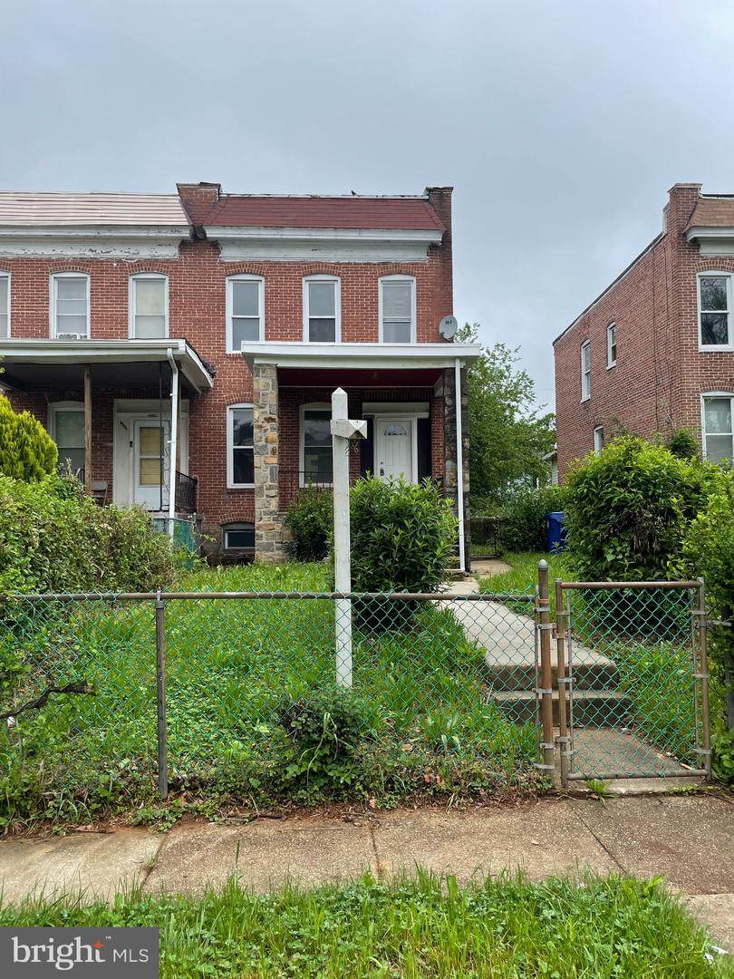 2864 Garrison Avenue - Photo 1