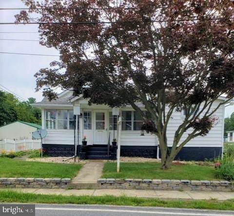 25324 Highfield Road - Photo 1