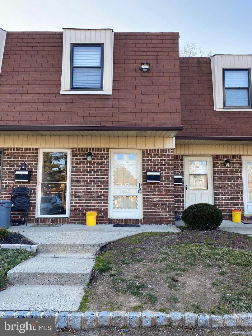 1305 Silver Court - Photo 1