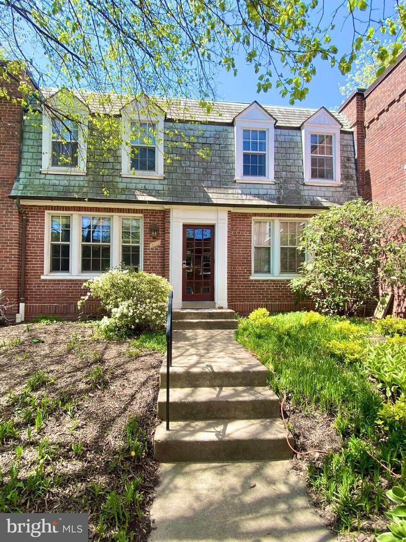 1748 Rhodes Street - Photo 1