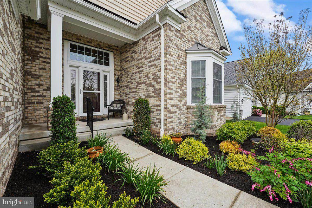 830 Woods End Court - Photo 1