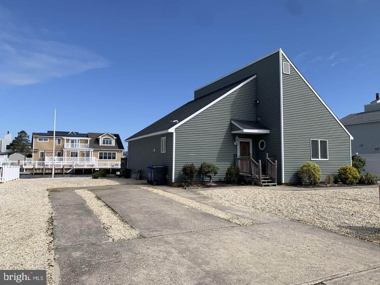 128 Southard Drive - Photo 1