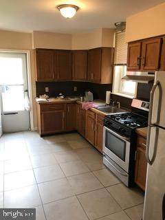 36 Amboy Avenue - Photo 1