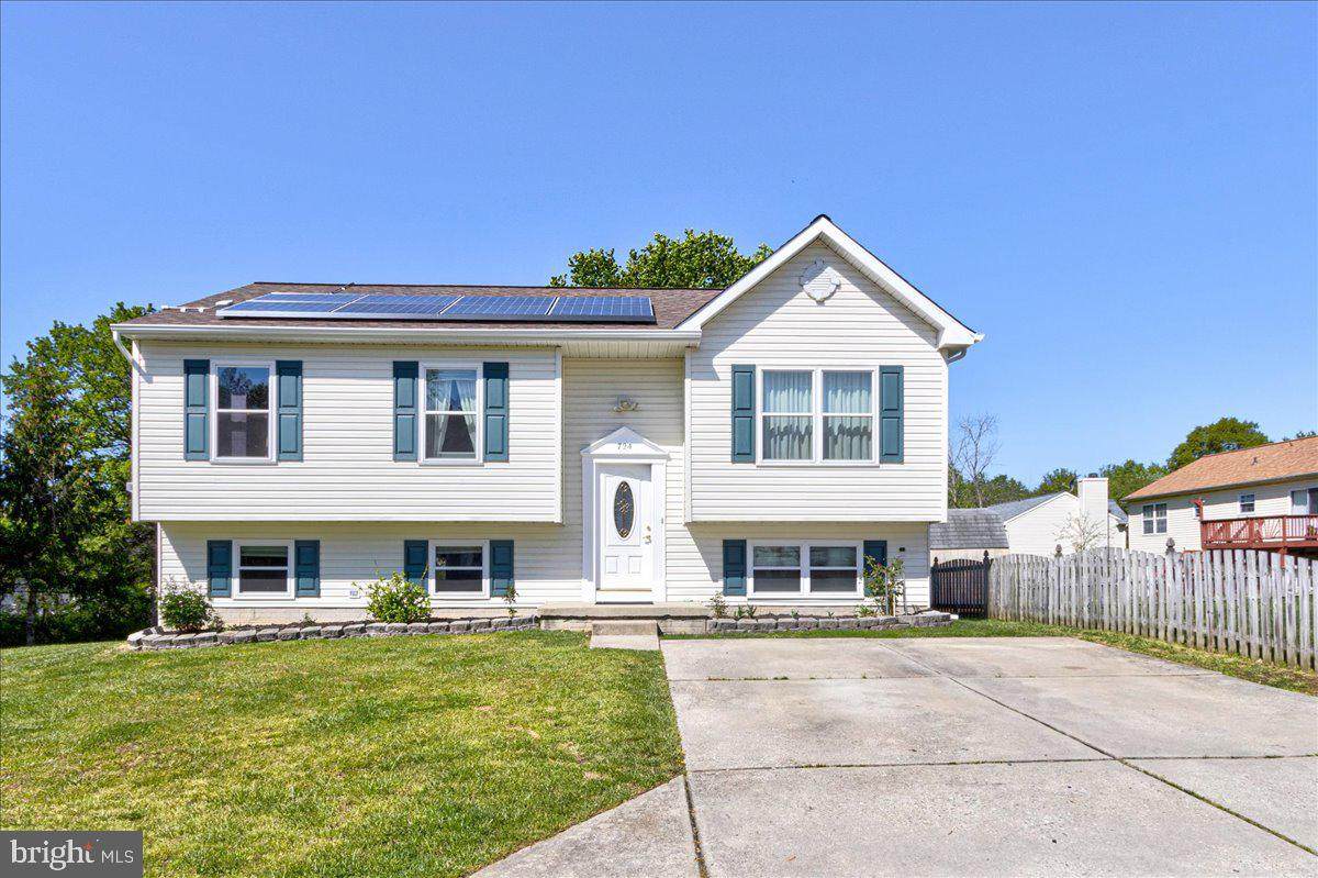724 Lucky Avenue - Photo 1