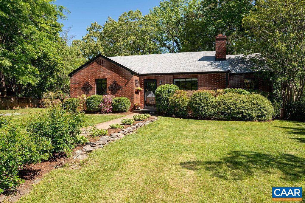 1441 Oxford Rd - Photo 1