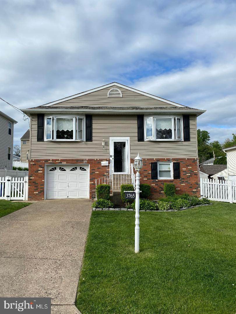3765 Glenn Street - Photo 1