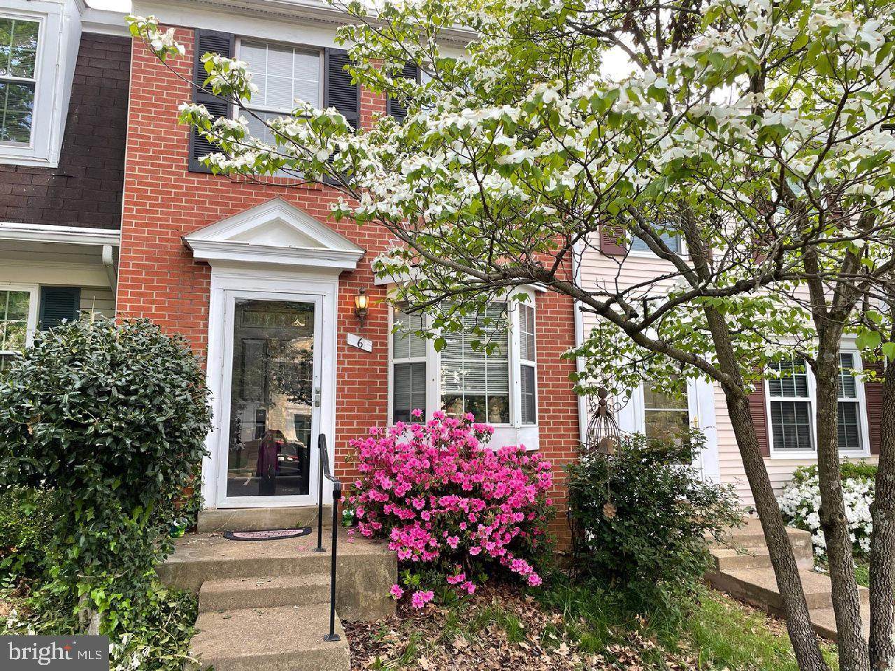 6 Fairmont Place - Photo 1