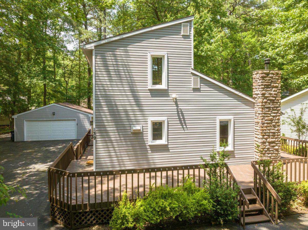 139 Ocean Parkway - Photo 1