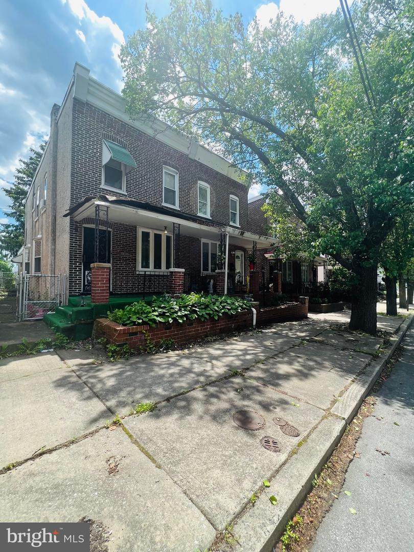 1207 7TH Street - Photo 1