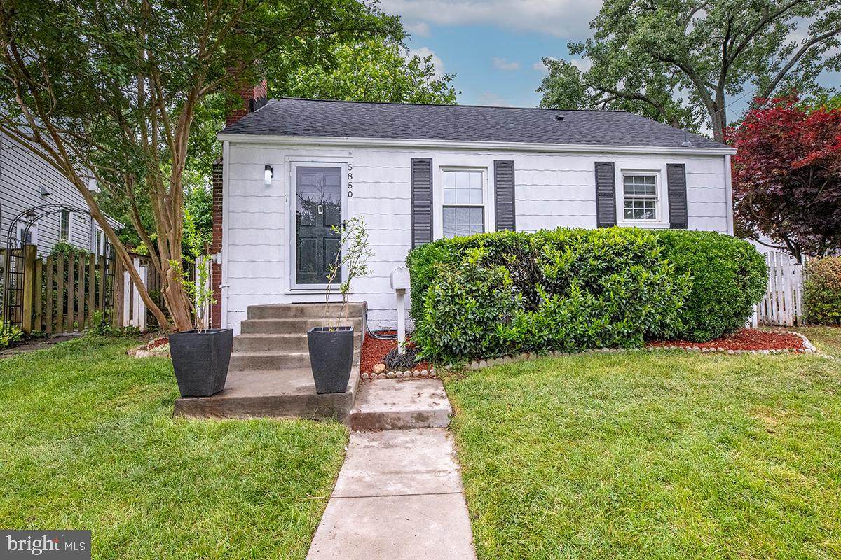 5850 20TH Street - Photo 1
