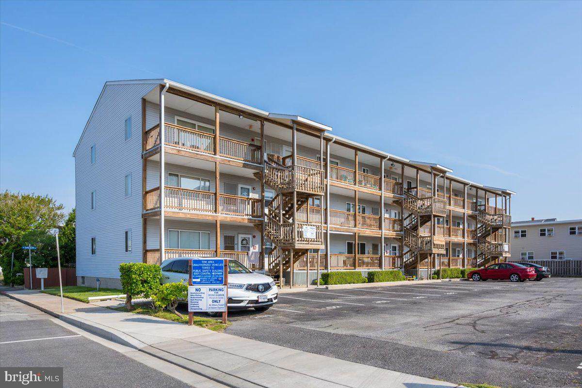 901 Philadelphia Avenue - Photo 1