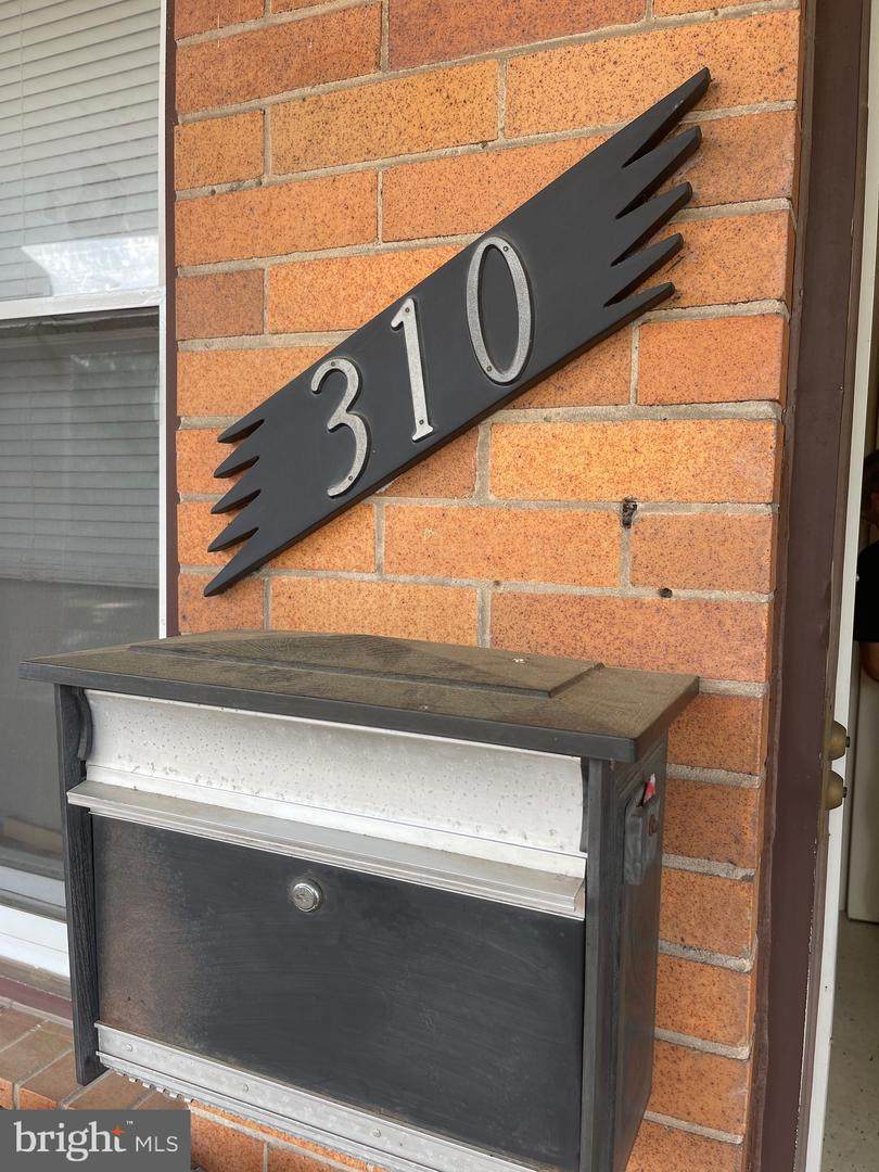 310 Folcroft Street - Photo 1
