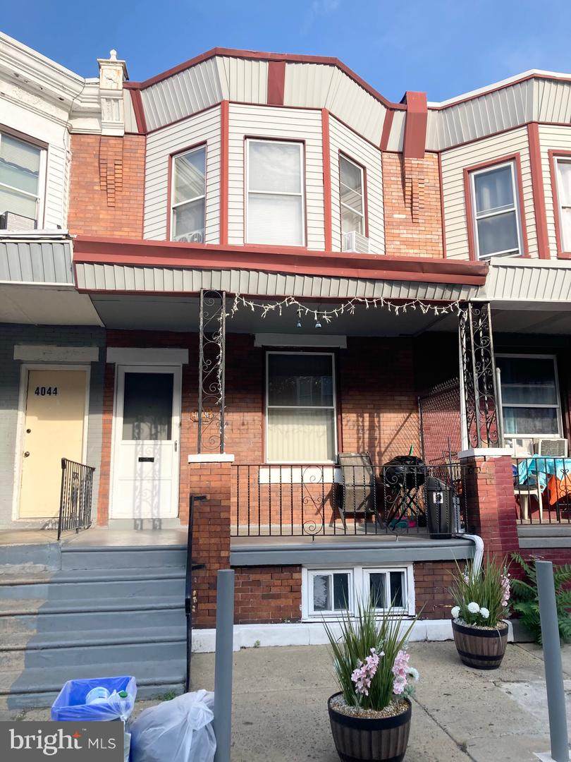 4046 Franklin Street - Photo 1