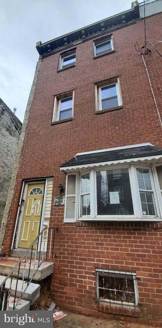 2126 20TH Street - Photo 1