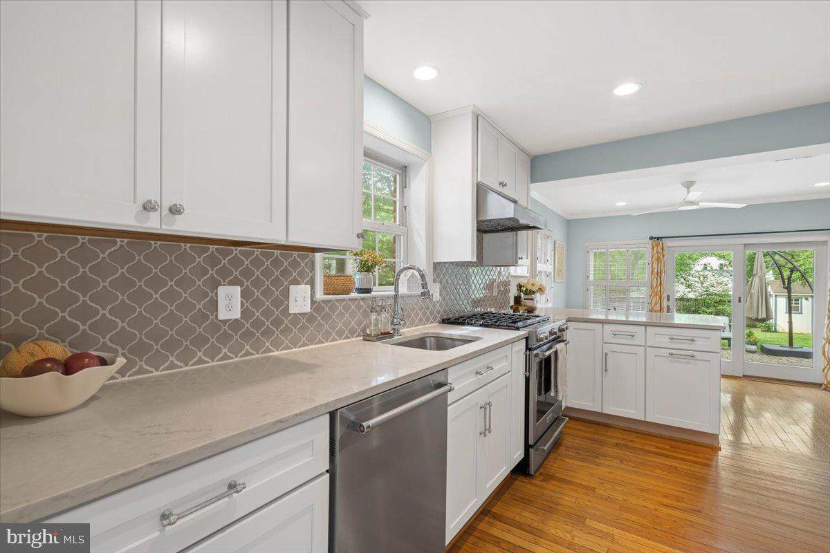 8008 Hamilton Lane - Photo 1