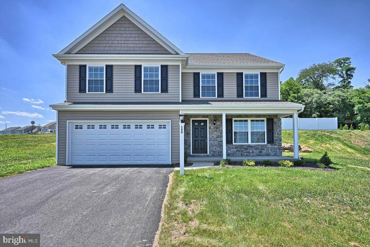 200 Darlington Court - Photo 1