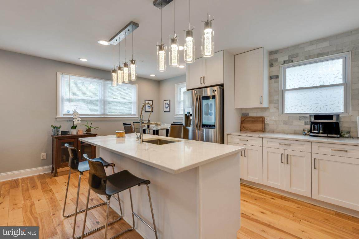 1109 Mentor Avenue - Photo 1