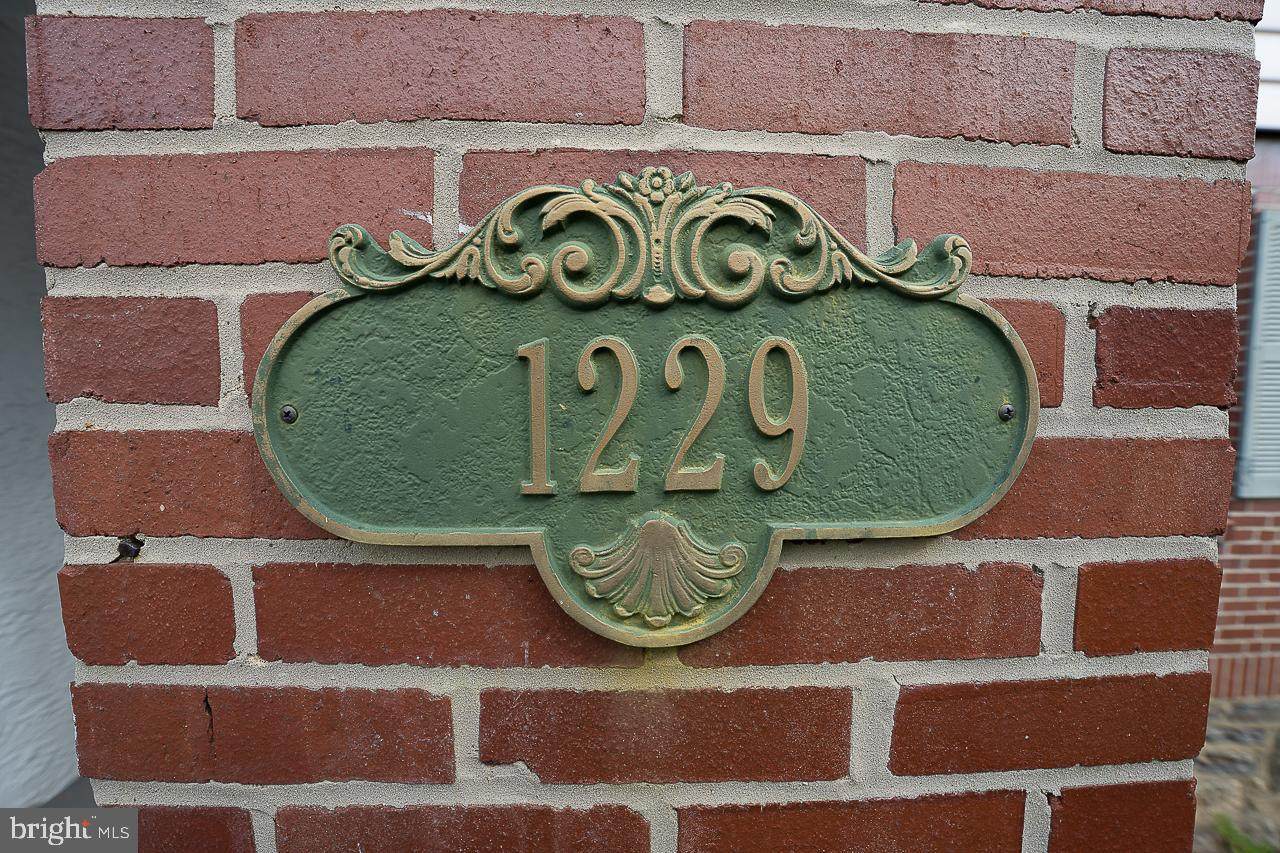 1229 Jefferson Avenue - Photo 1