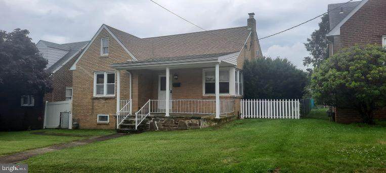 1504 Beech Street - Photo 1