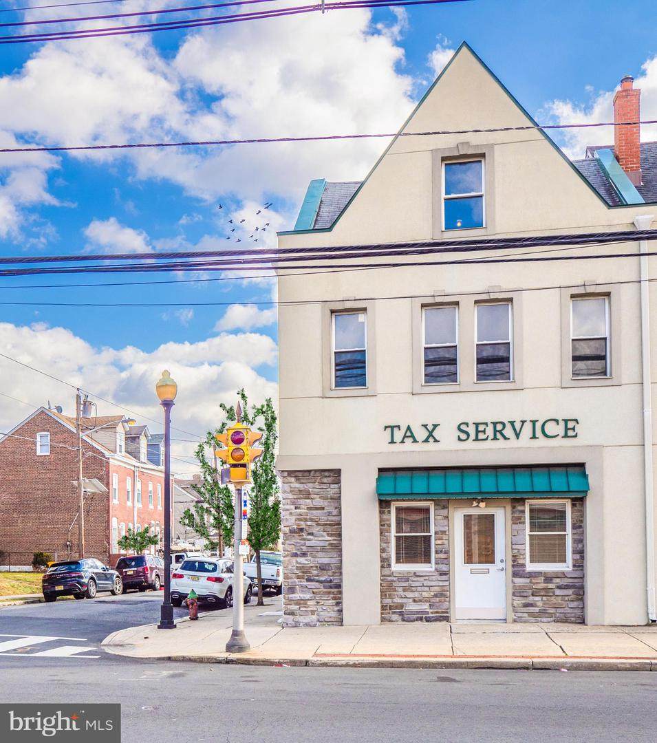 1052 Brunswick Avenue - Photo 1