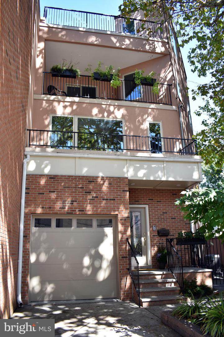 2531 Montrose Street - Photo 1