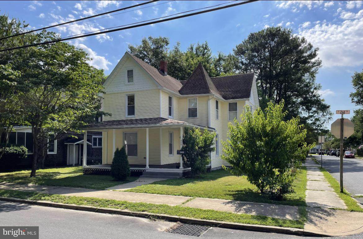 220 2ND Street - Photo 1