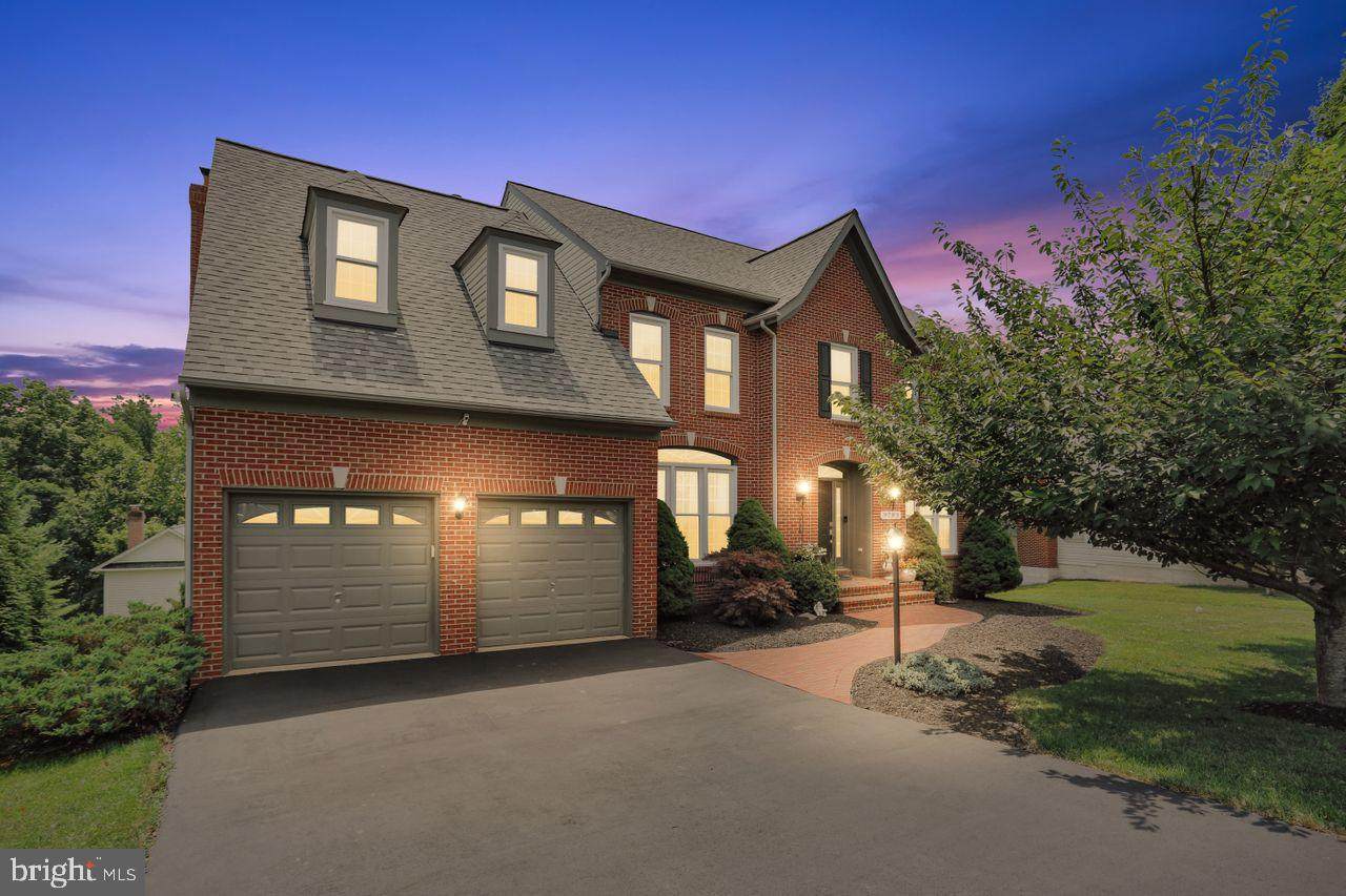 9705 Woodfield Court - Photo 1