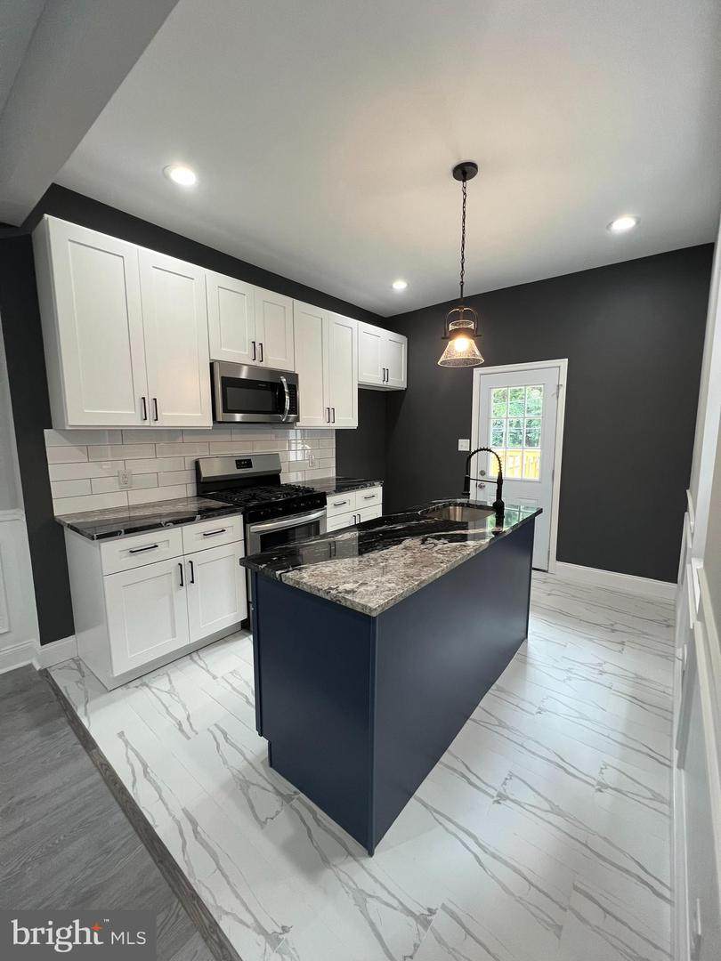6118 Master Street - Photo 1