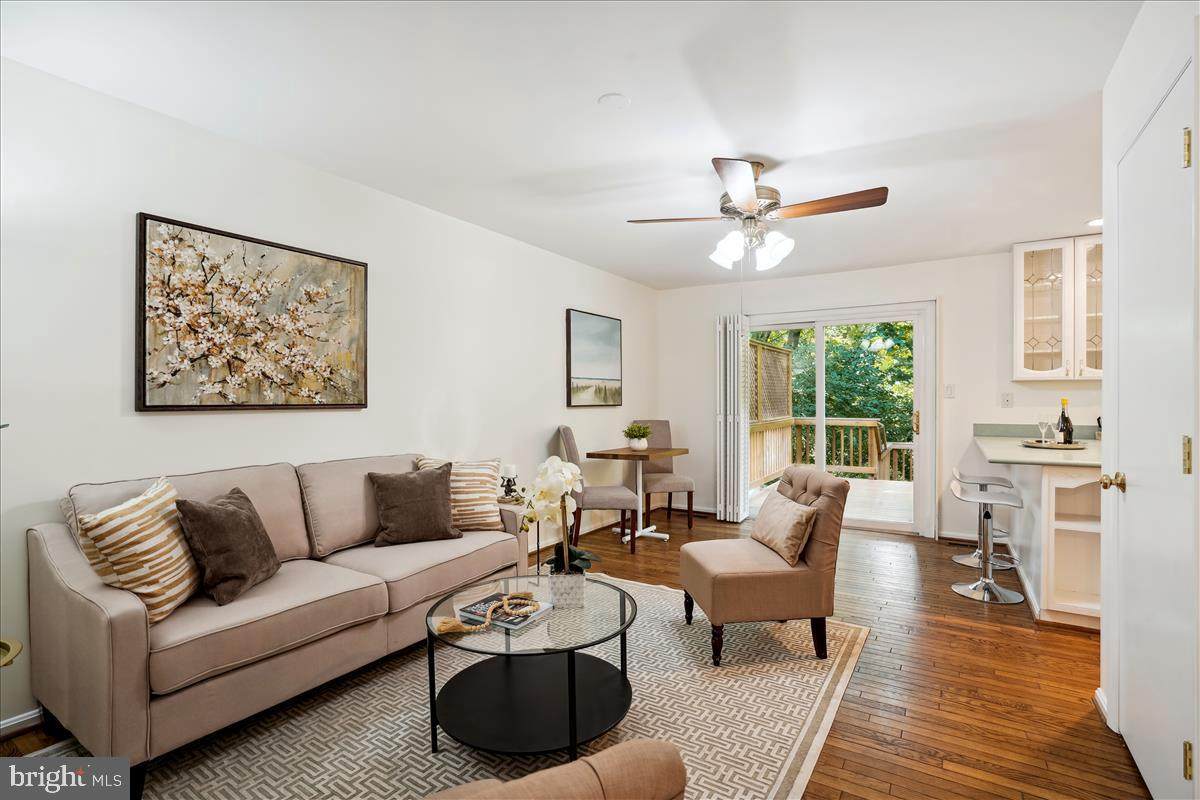 324 Abingdon Street - Photo 1