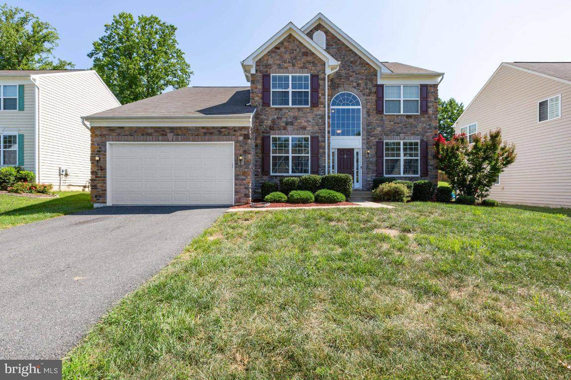 19 Invicta Drive - Photo 1