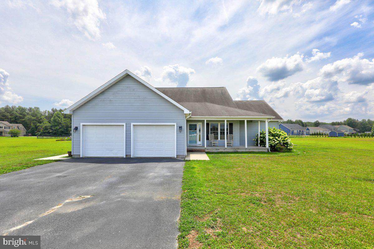 24635 Hollytree Circle - Photo 1