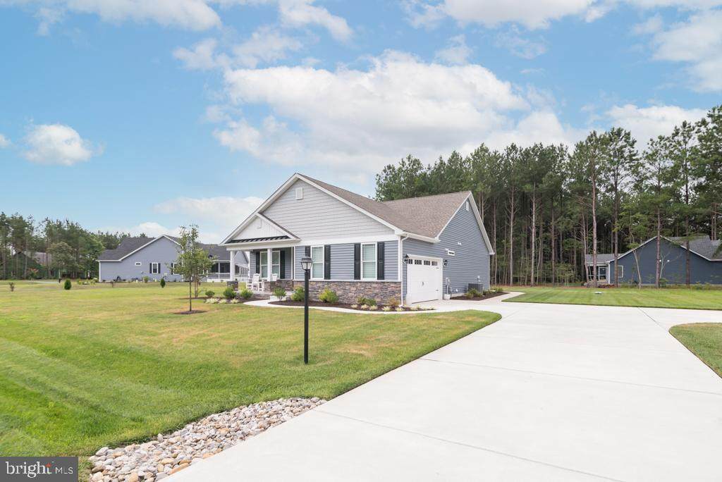 94 Beaver Pond Circle - Photo 1