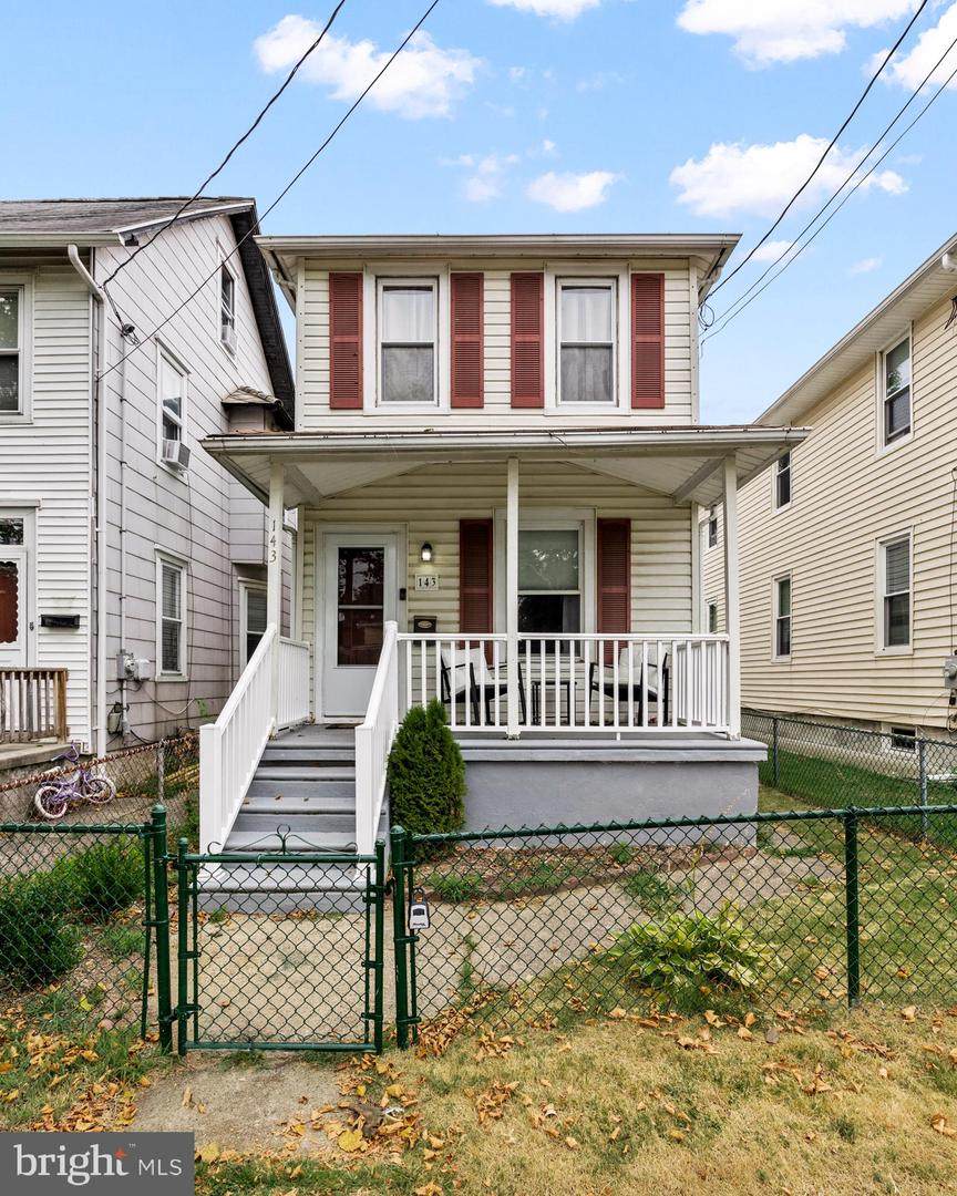143 Fairview Street - Photo 1