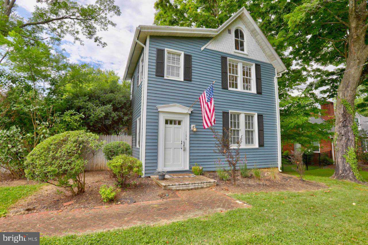 154 Colonial Highway - Photo 1