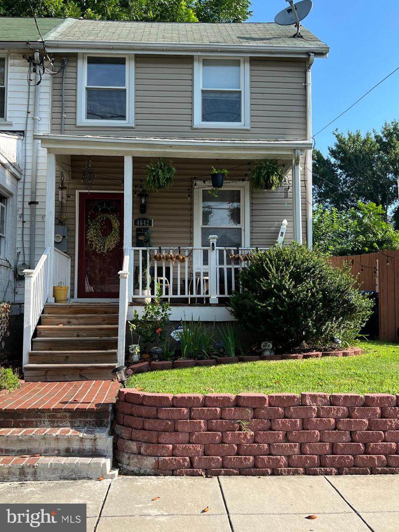 4642 Hayes Street - Photo 1