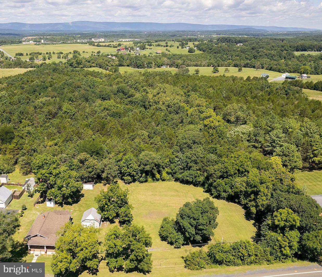 8074 Valley Pike - Photo 1