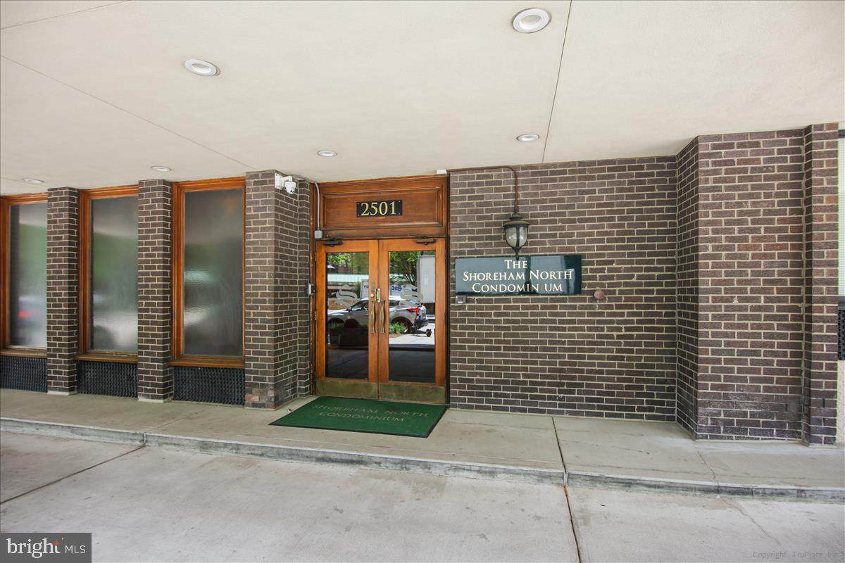 2501 Calvert Street - Photo 1