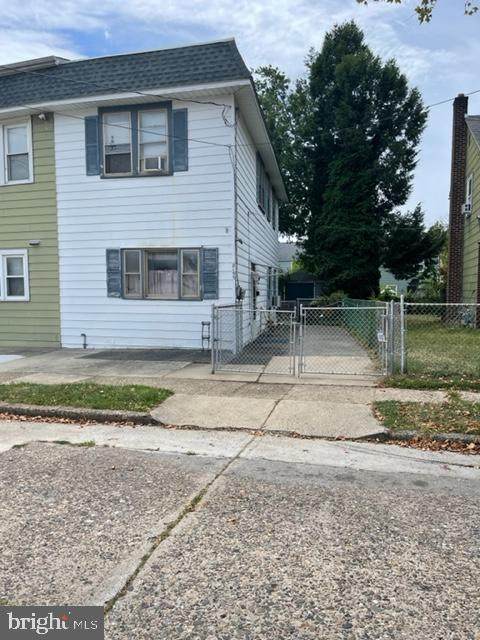 2155 Hillcrest Avenue - Photo 1