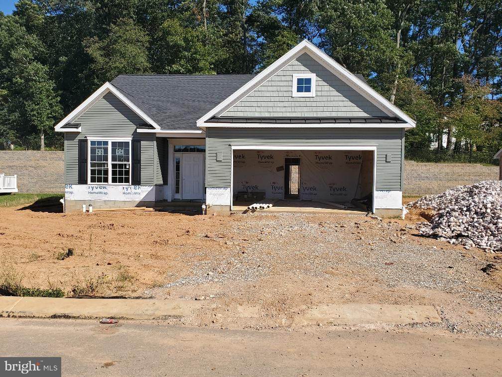 191 Patterson Drive - Photo 1