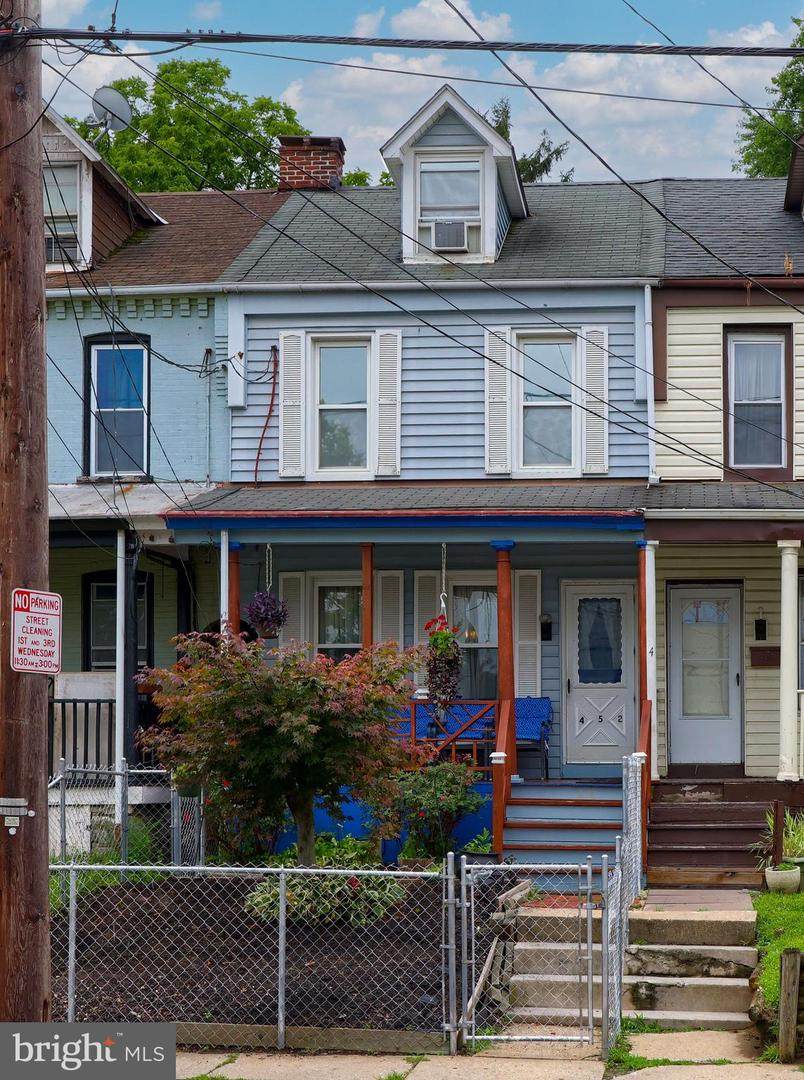 452 Ann Street - Photo 1