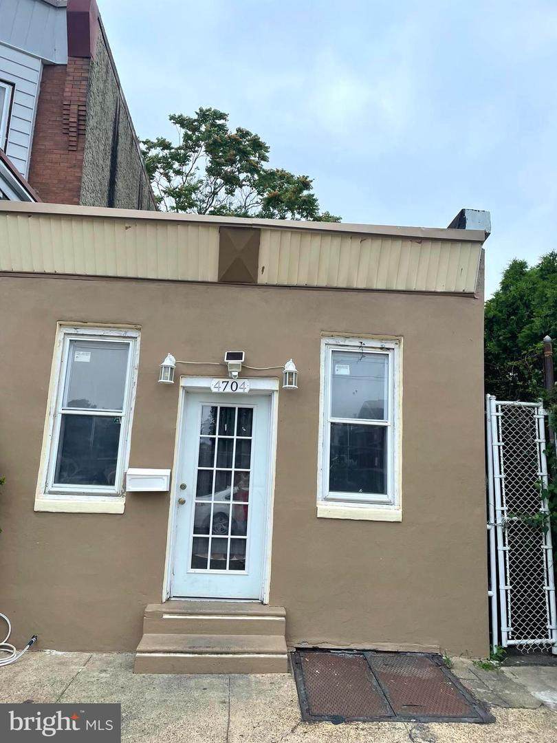 4704 Carlisle Street - Photo 1