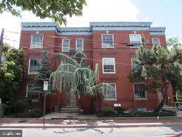 512 U Street - Photo 1
