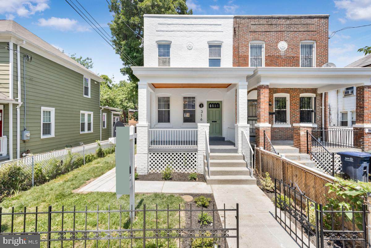 316 Raleigh Street - Photo 1