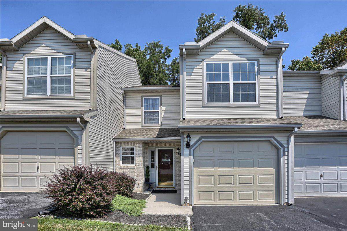 115 Hiddenwood Drive - Photo 1