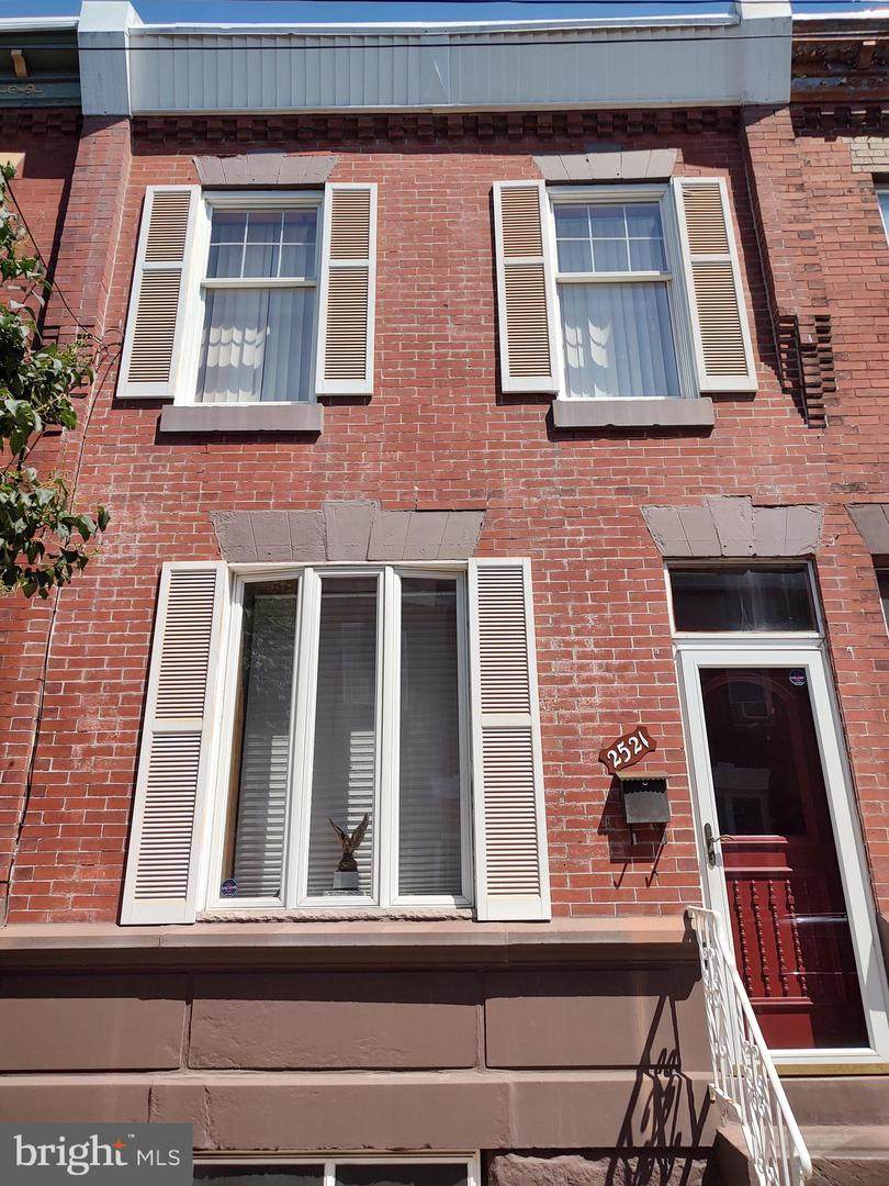 2521 S .Carlisle St - Photo 1