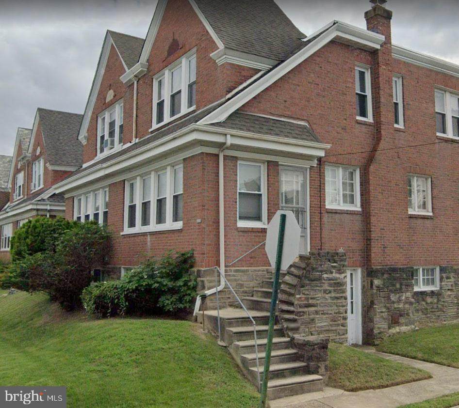 724 Cypress Street - Photo 1